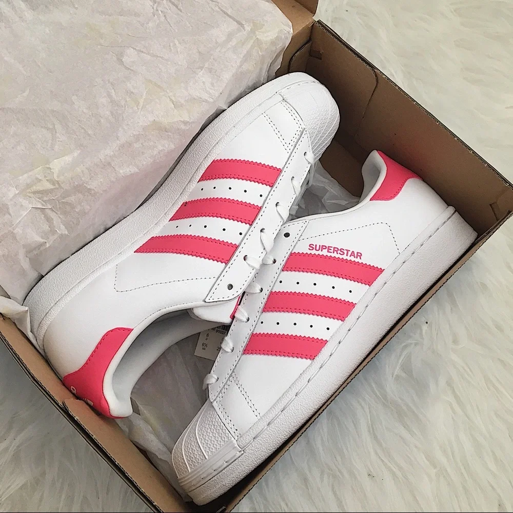 Adidas Superstar Women’s Sneakers - Picture 3 of 8